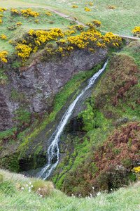 Wasserfall beim Dunnottar Castle