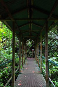 Überdachte Brücke beim Mirador el Silencio