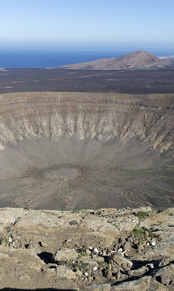 Der gewaltige Krater der Caldera Blanca