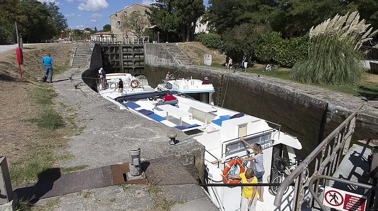 Schleuse von Trébes, Canal du Midi