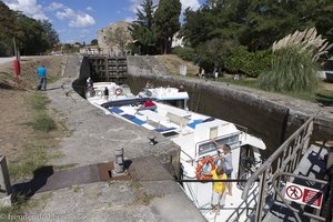 die Schleuse von Trébes am Canal du Midi