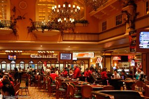 Spieltische im Casino vom Gold Coast in Las Vegas