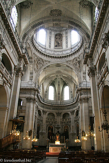 Hauptschiff der Kirche St. Paul - St. Louis