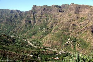 Blick über die Ribeira Principal