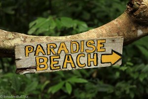 Wegweiser zum Paradise Beach von Ko Ngai