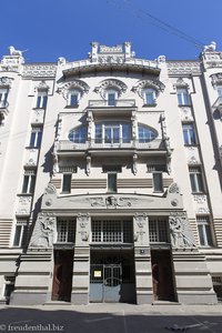 Jugendstilfassade der ungarischen Botschaft in der Alberta iela in Riga