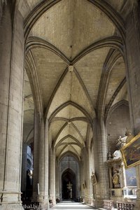 Kathedrale Sainte Marie mit dem gotischen Kreuzrippengewölbe