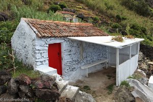 eine der wenigen Hütten von Rocha do Cascalho