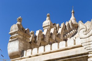 beim Ananda Tempel von Bagan