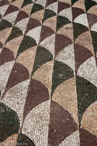 Bunte Mosaiken zieren die Böden der Caracalla Thermen
