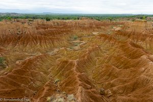 Typische Steinformationen der Tatacoa-Wüste in Kolumbien