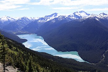 Blick vom Whistler auf den Cheakamus Lake