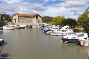 im Hafen von Colombiers - Canal du Midi