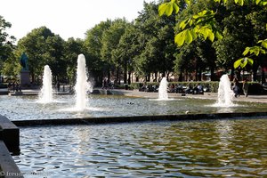 Brunnen in einer Parkanlage beim Karl-Johans-Gate