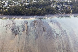 Flug über die Lagune von La Réunion