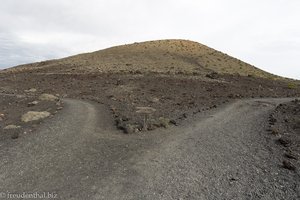Hier teilt sich der Weg des »Sendero de Lava«
