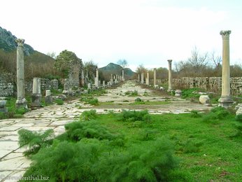 Hafenstrasse bei Ephesos in der Türkei