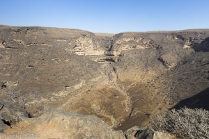 Doline Teyq (Taiq) in den Qarabergen im Oman