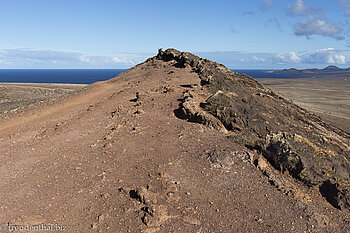 Schroffer, roter Fels - Montaña Roja