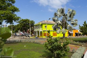 grünes Haus beim Castillo San Felipe