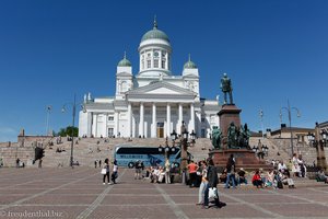 Dom von Helsinki am Senatsplatz