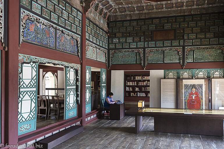 Sehenswerte Bibliothek im Gyeongbokgung
