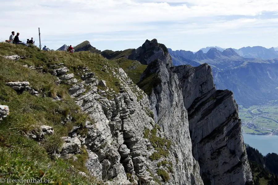Leistchamm Wanderung mit Blick auf die sieben Churfirsten