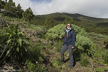 Anne beim Aufstieg bei Monte de Luna