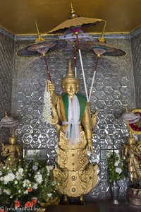 Nat bei der Mahamuni-Pagode von Mandalay