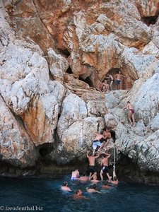 Einstieg zur Liebeshöhle bei Alanya