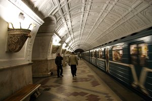 so leer sind die Bahnsteige in der Moskowiter Metro nur selten