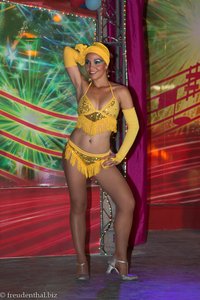 Tänzerin bei der Silvestershow im Las Cuevas in Trinidad
