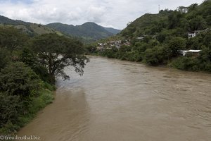 Blick auf den Rio Cauca bei Irra.