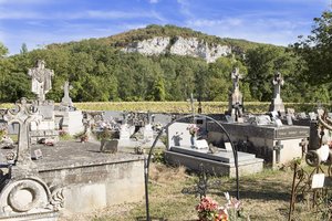 Friedhof bei der Notre Dame de Velles