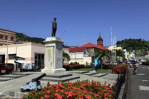 Denkmal und Polizeistation von Kingstown, St. Vincent