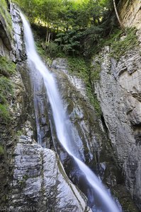 Spektakulär ist der Aufstieg bei den Alpbachfällen