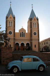 Deutsches (Auto-) Erbe vor der Roman Catholic Cathedral