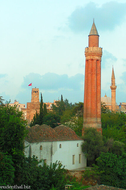 Minarett einer Moschee in Antalya