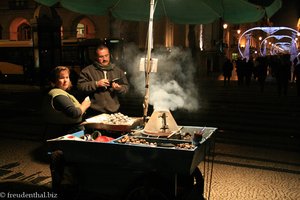 Im Winter räuchern die Marroni-Stände die Innenstadt Lissabons ein.