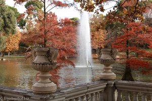 Brunnen vor dem Palacio de Cristal, Retiro-Park