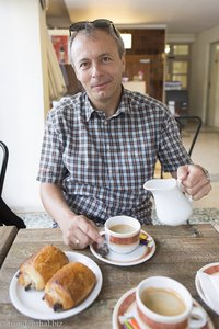 Frühstück beim Café du Château bei Rocamadour