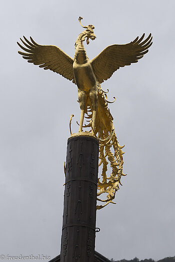 Goldener Phönix beim Sangwonsa Tempel