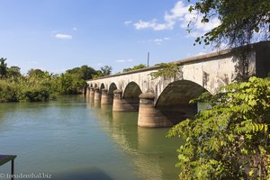 alte Eisenbahnbrücke auf Don Khon