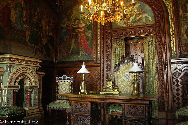 Arbeitszimmer von König Ludwig II. im Schloss Neuschwanstein