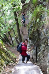 Anne beim Abstieg von der Mala Osojnica