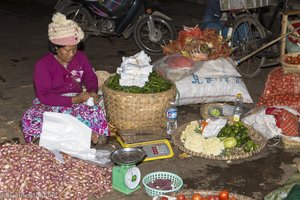 auf dem Nachtmarkt von Mandalay