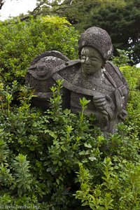 Figur aus Lavagestein bei der Manjanggul Lavahöhle