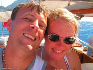 Anne und Lars beim Segeln in der Türkischen Riviera