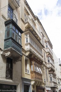 typische Fassaden von Valletta