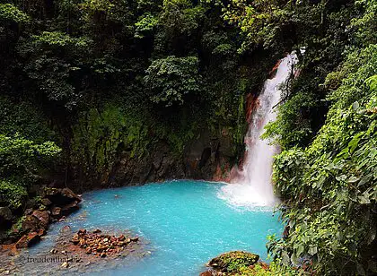 Wanderung zur Catarata Río Celeste